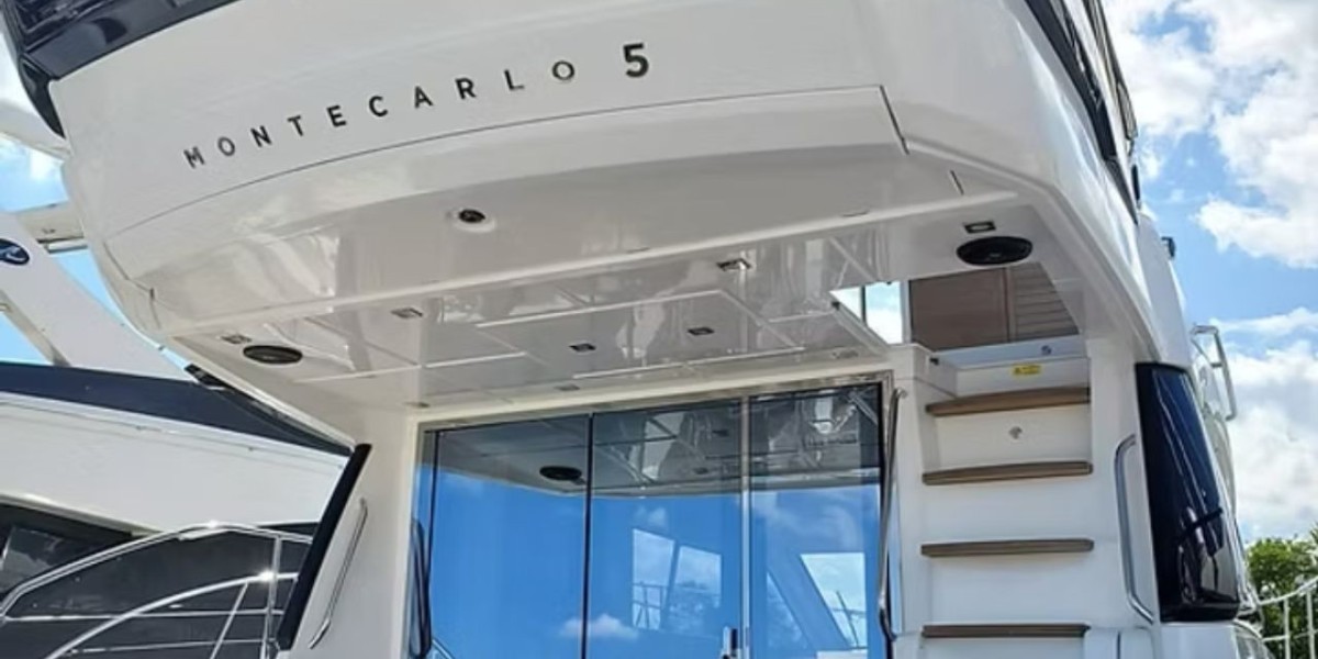 When Should Yacht Owners Choose Custom Fabrication Over Off-the-Shelf Marine Windows?