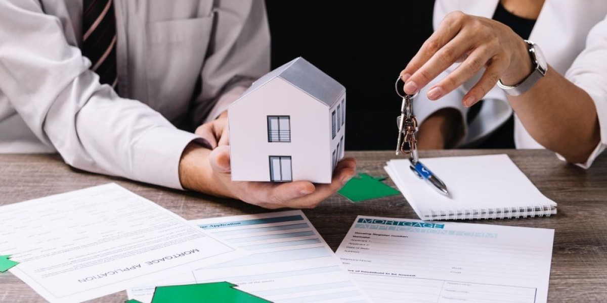 Buying a Home in Edmonton? 8 Legal Mistakes a Real Estate Lawyer Can Help You Avoid
