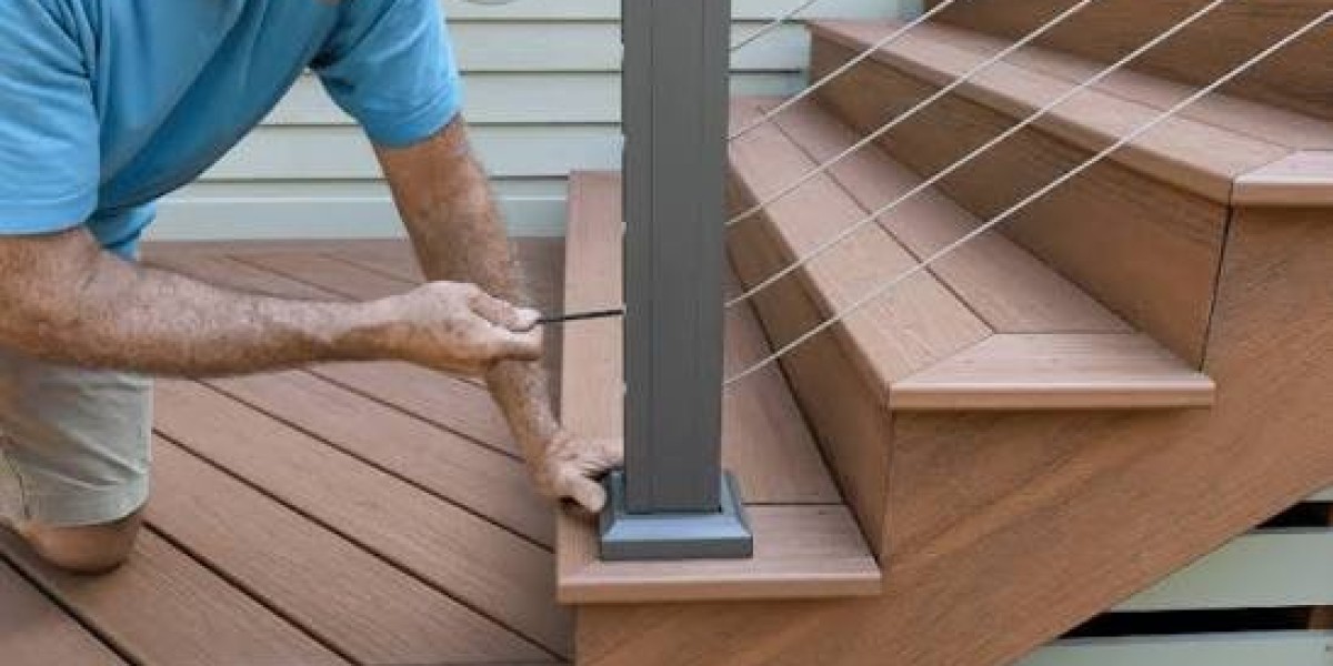 Deck Builder Contractor: A Complete Homeowner's Guide