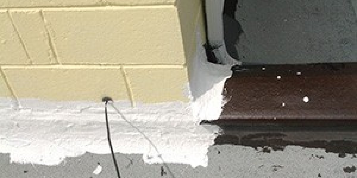 Residential Flat Roof Repair Nashville TN: Signs, Roofing Types, and Repair Solutions