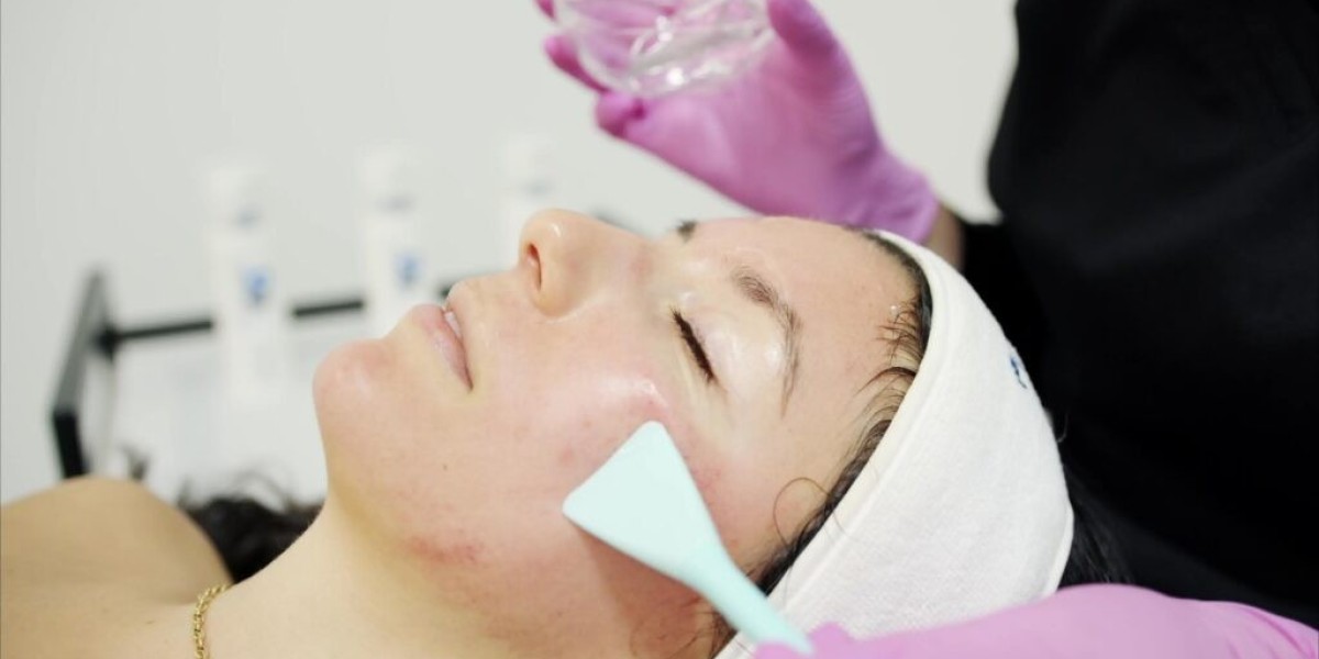 Chemical Peels in Dubai for Dull and Tired Skin