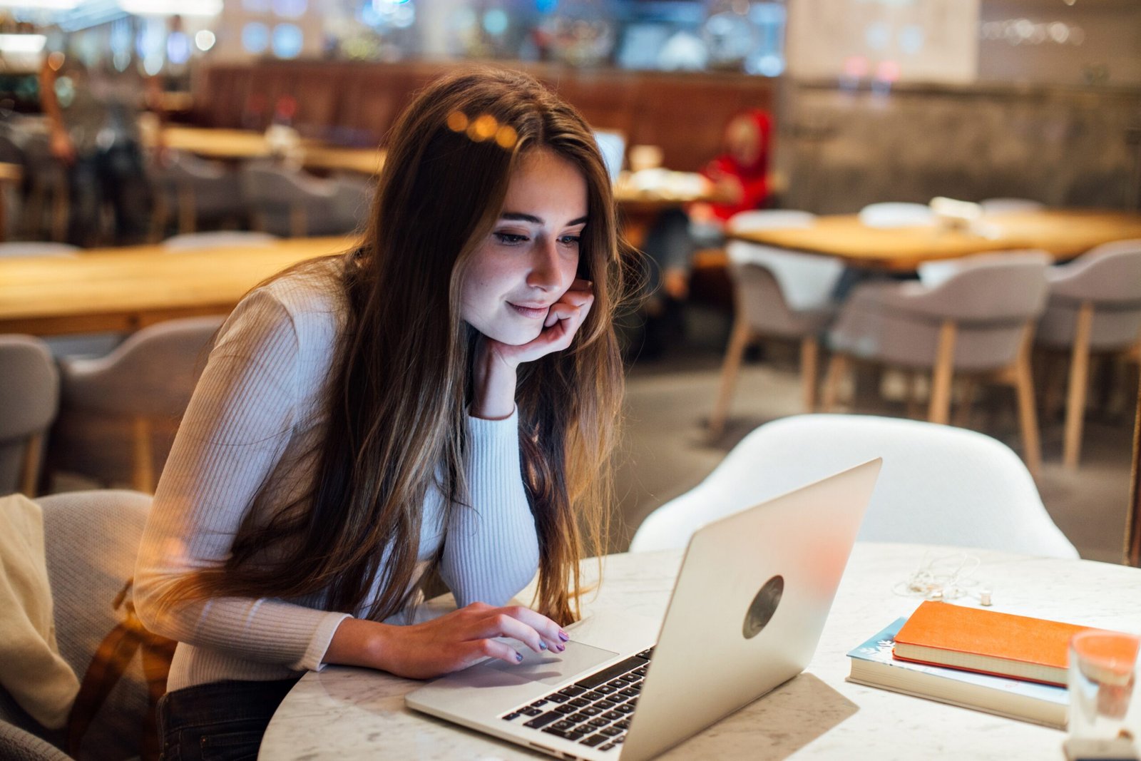 The Rise of Solo Travel: Why People Are Exploring Independently » TheStarBizNews