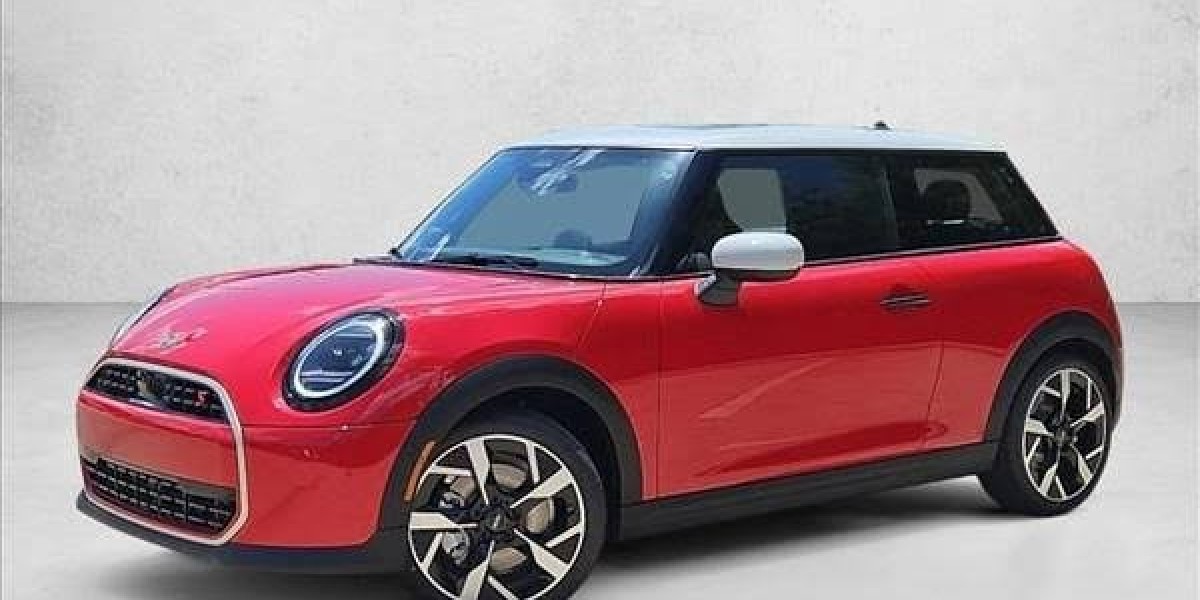 Rent MINI Cooper in Houston: A Stylish Guide to Driving Around the City