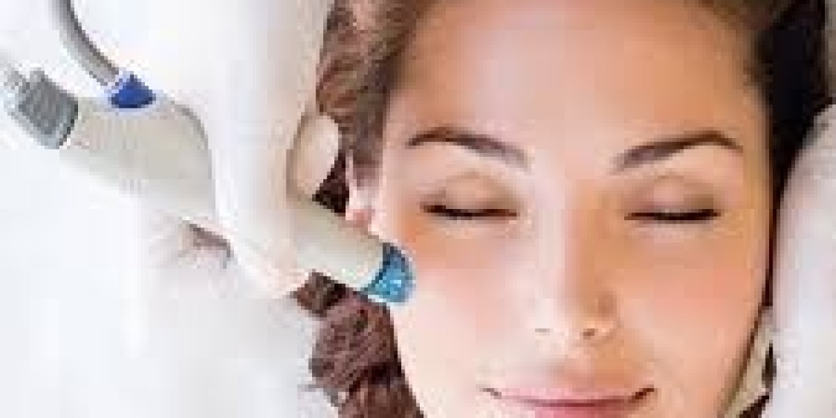 HydraFacial Treatment in Dubai for Fresh and Youthful Skin