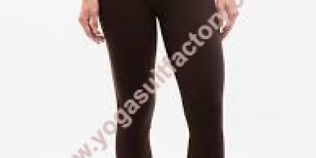How Does YogasuitFactory Choose Breathable Materials for Yoga Sports Pants