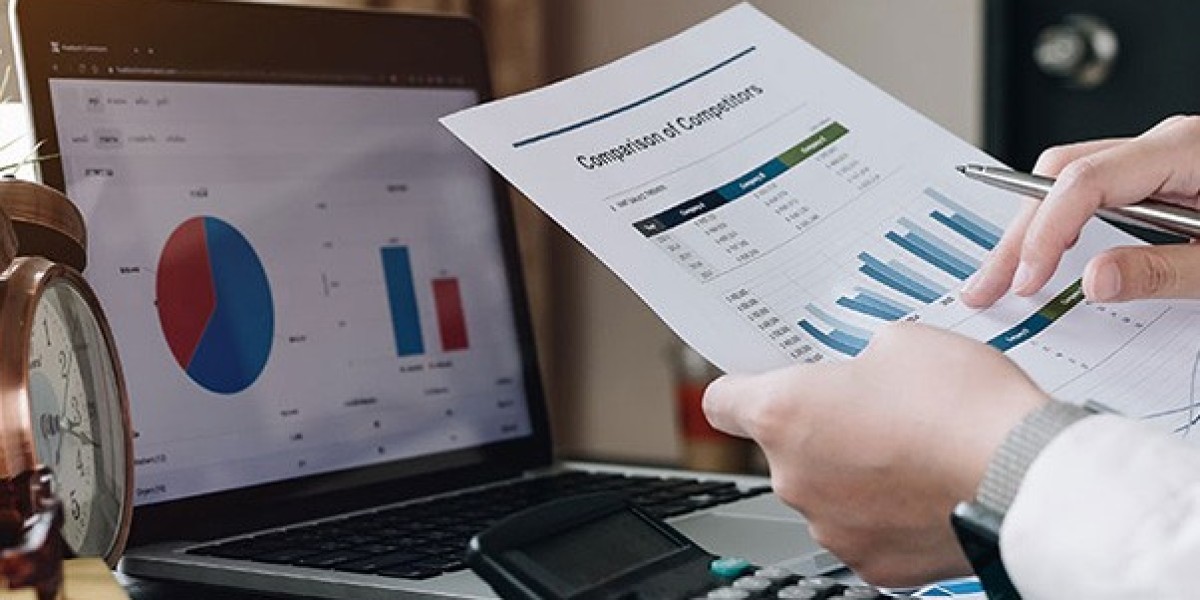 When Should a Small Business Outsource Bookkeeping? 7 Signs to Look For
