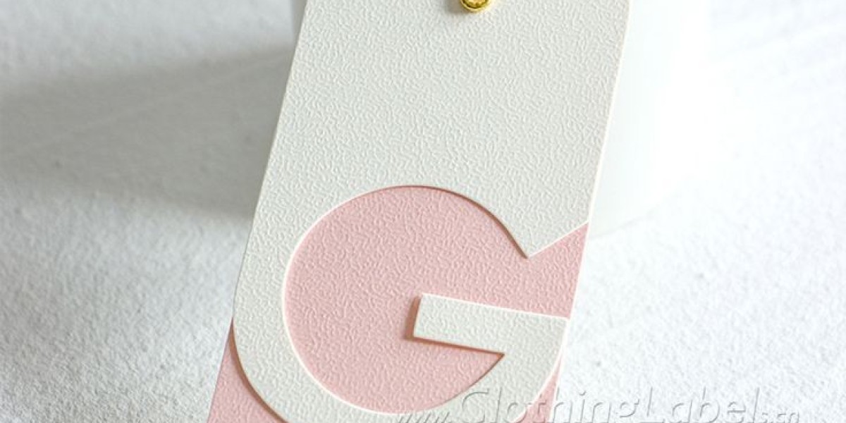 Custom Round Tag: A Stylish Way to Strengthen Your Brand Identity