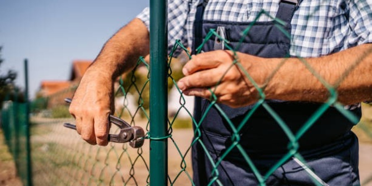 A Practical Guide to Planning Fence Repair Santa Fe NM