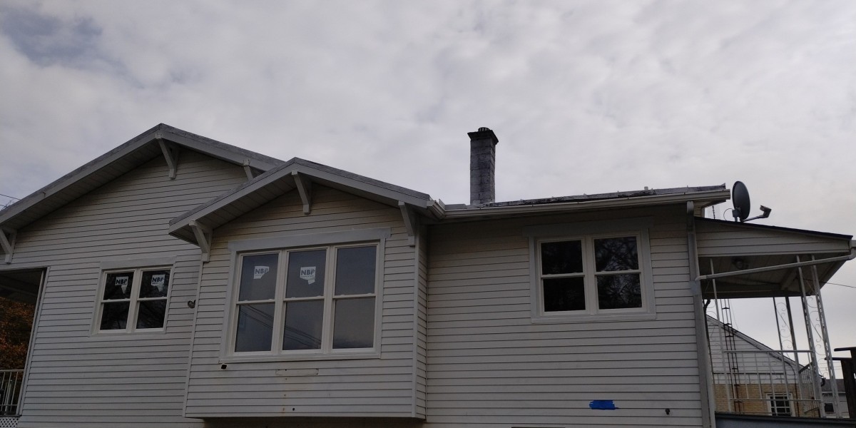 Protect and Refresh Your Home With Roofing and Siding