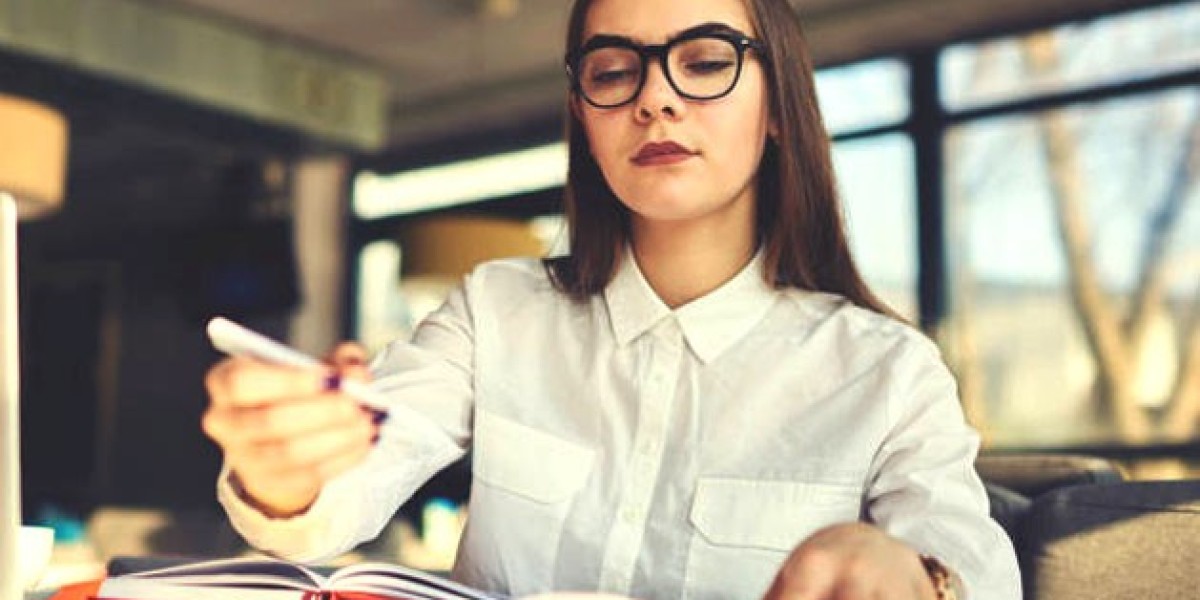 Professional Book Proofreading Services: Perfecting Every Word Before Publication