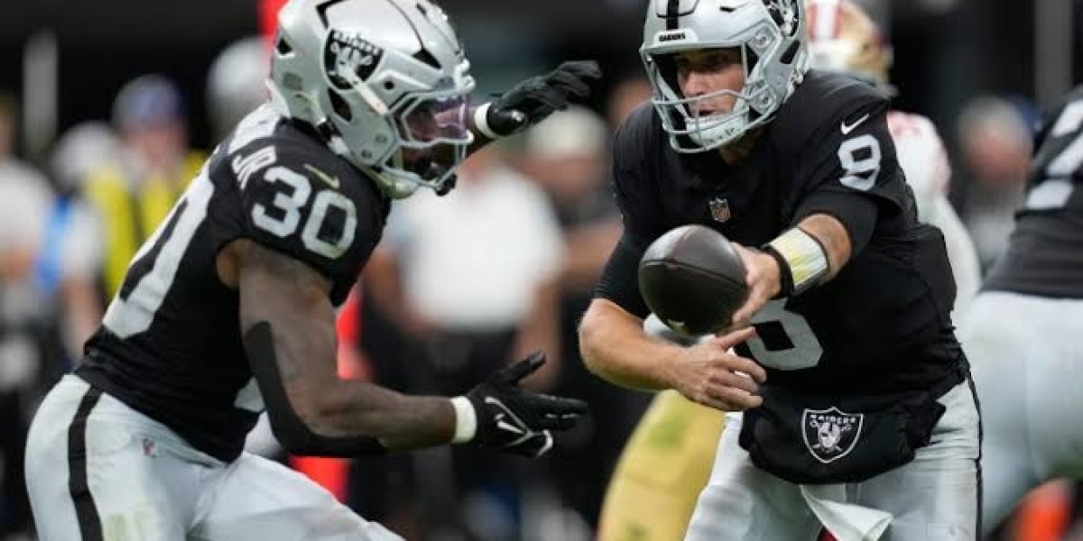 Las Vegas Raiders education look: Nate Scheelhaase will job interview