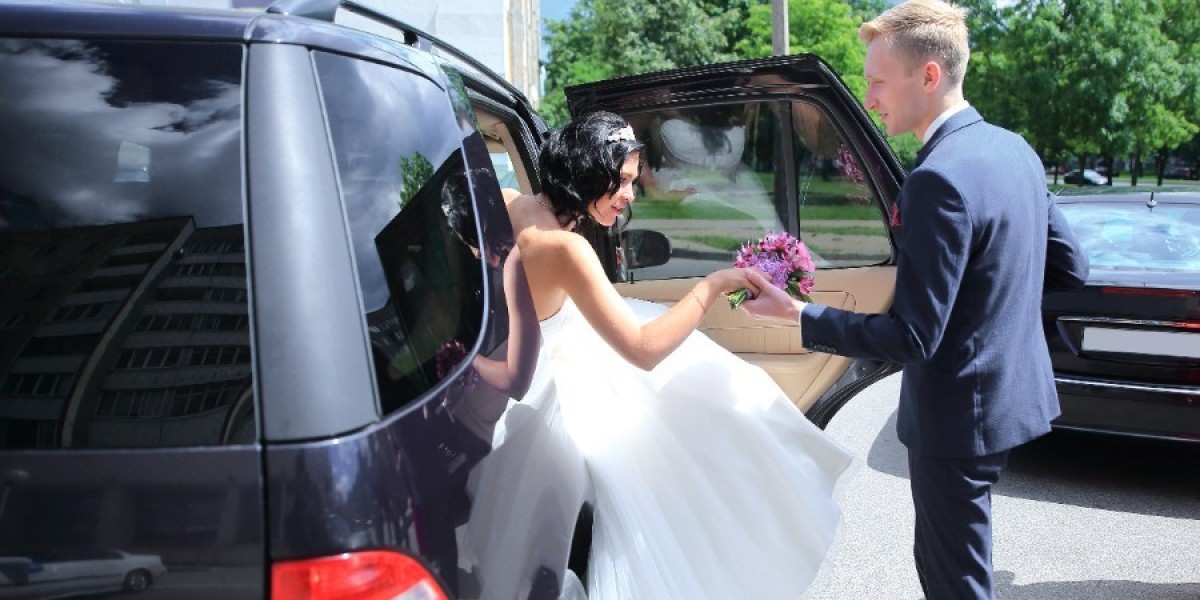 Wedding Chauffeur Services in Barcelona: Everything You Need to Know